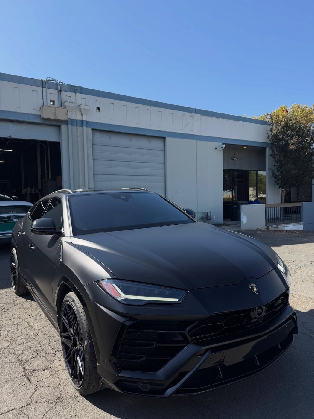 Lamborghini Urus — Windshield PPF